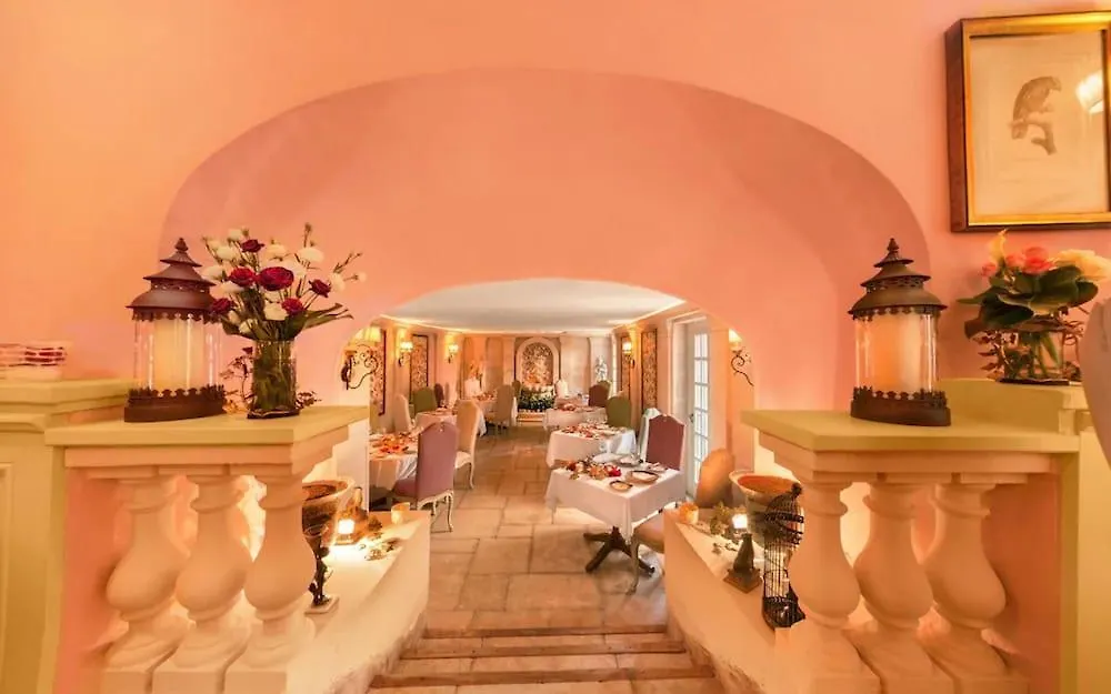 Hotel Le Saint Paul 5*, Сен-Поль-де-Ванс